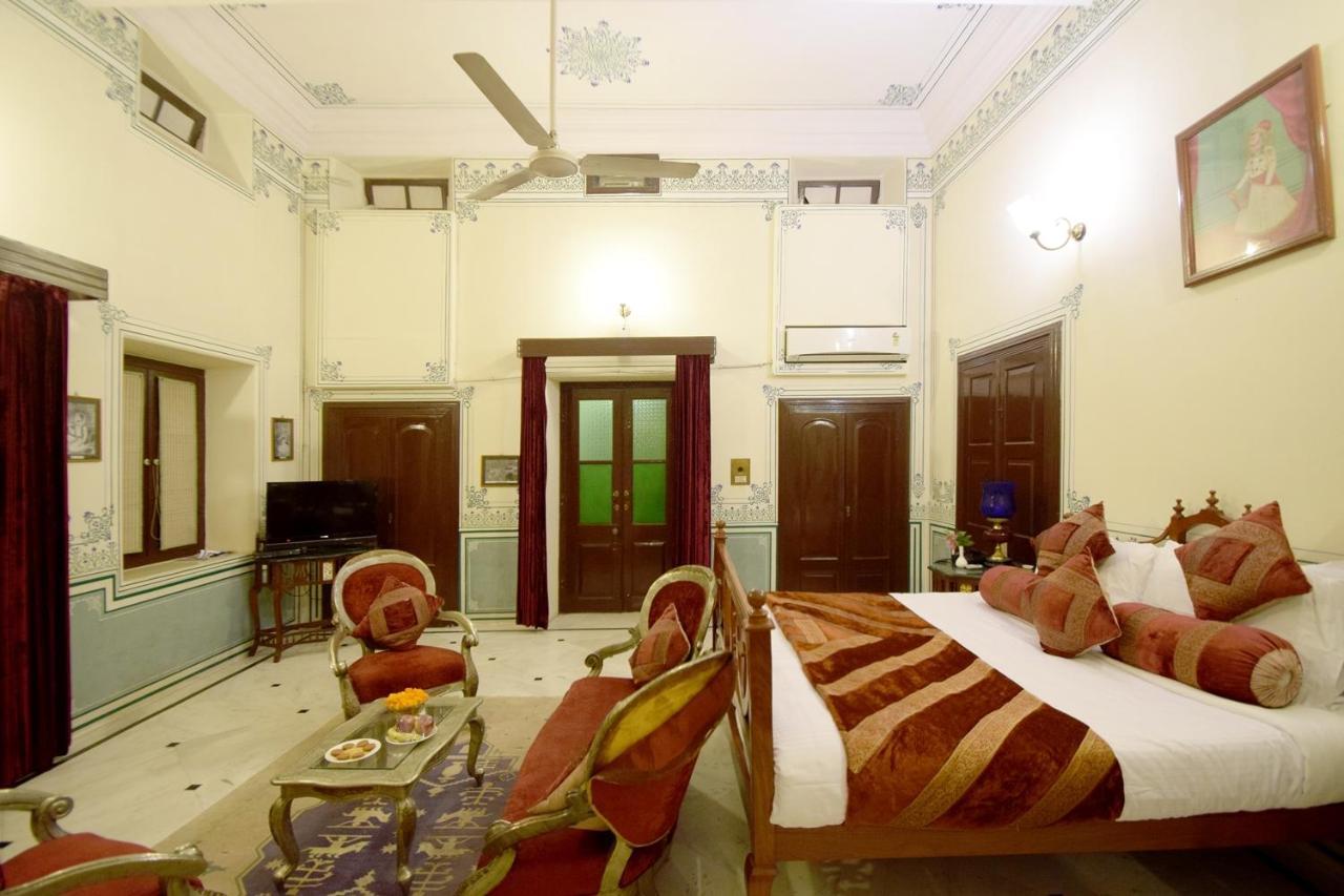 Hari Mahal Palace By Pachar Group Džajpur Exteriér fotografie